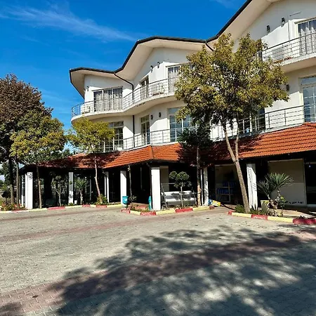 דירה Room Rental Velipojë