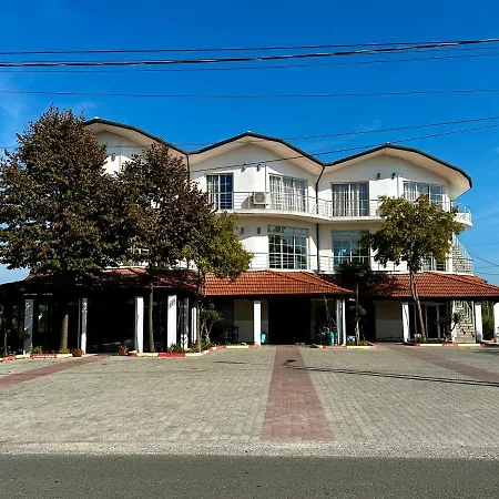 Room Rental * Velipojë