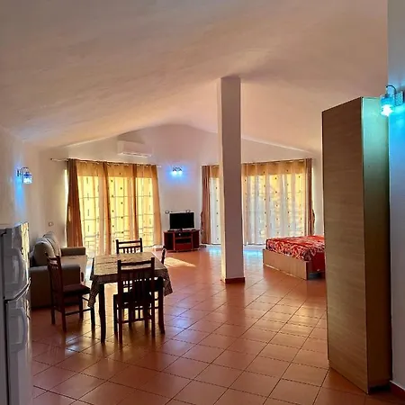 Apartment Room Rental